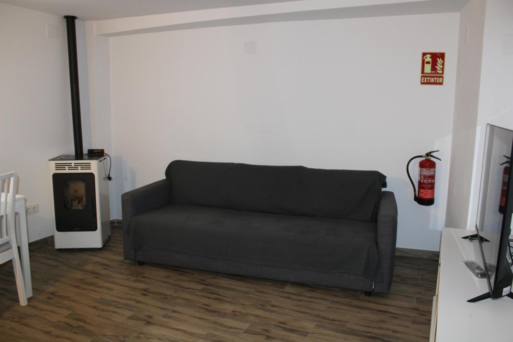 Apartamentos Patas Y Patetas Tragacete Kültér fotó